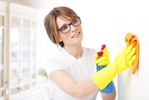 Domestic and commercial house clearance support in Ruislip